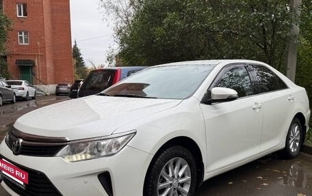 Toyota Camry, 2015 год, 2 150 000 рублей, 2 фотография