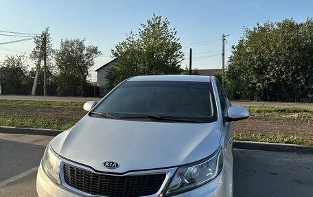 KIA Rio III рестайлинг, 2011 год, 735 000 рублей, 1 фотография