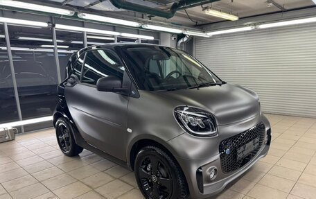 Smart Fortwo III, 2022 год, 3 630 000 рублей, 4 фотография
