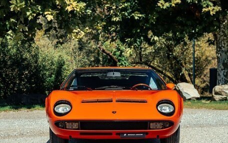 Lamborghini Miura, 1967 год, 280 000 000 рублей, 2 фотография