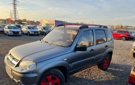 Chevrolet Niva I рестайлинг, 2012 год, 600 000 рублей, 2 фотография