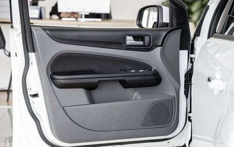 Ford Focus II рестайлинг, 2010 год, 848 000 рублей, 34 фотография