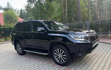 Toyota Land Cruiser, 2022 год, 6 260 000 рублей, 3 фотография