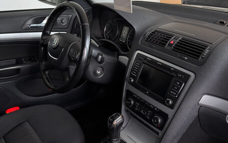 Skoda Octavia, 2011 год, 937 000 рублей, 18 фотография