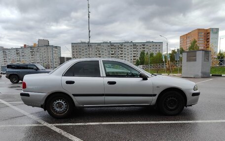 Mitsubishi Carisma I, 2003 год, 300 000 рублей, 3 фотография