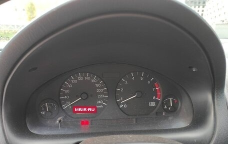 Mitsubishi Carisma I, 2003 год, 300 000 рублей, 8 фотография