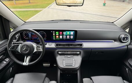 Mercedes-Benz V-Класс, 2024 год, 13 800 000 рублей, 10 фотография