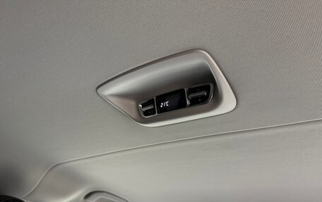 Mercedes-Benz V-Класс, 2024 год, 13 800 000 рублей, 23 фотография