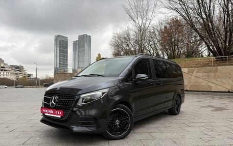 Mercedes-Benz V-Класс, 2024 год, 13 800 000 рублей, 3 фотография