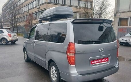 Hyundai Grand Starex Grand Starex I рестайлинг 2, 2011 год, 1 500 000 рублей, 4 фотография