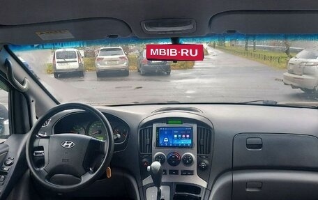 Hyundai Grand Starex Grand Starex I рестайлинг 2, 2011 год, 1 500 000 рублей, 15 фотография