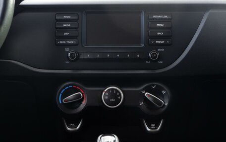 KIA Rio IV, 2018 год, 1 475 000 рублей, 15 фотография