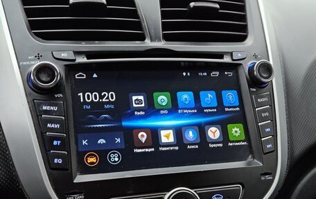 Hyundai Solaris II рестайлинг, 2011 год, 441 000 рублей, 11 фотография