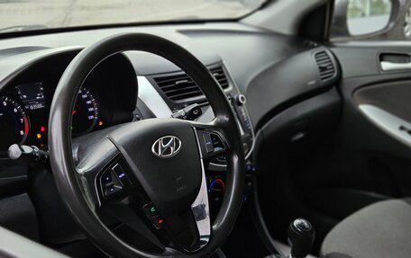 Hyundai Solaris II рестайлинг, 2011 год, 441 000 рублей, 8 фотография