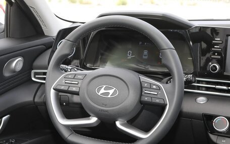 Hyundai Elantra, 2025 год, 2 130 000 рублей, 11 фотография