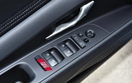 Hyundai Elantra, 2025 год, 2 130 000 рублей, 14 фотография