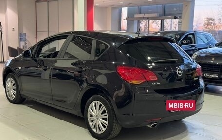 Opel Astra J, 2011 год, 649 900 рублей, 6 фотография