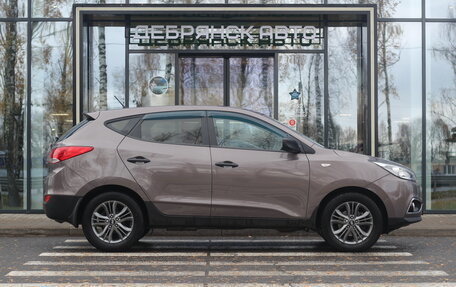 Hyundai ix35 I рестайлинг, 2014 год, 1 350 000 рублей, 4 фотография