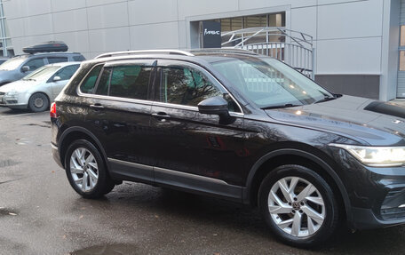 Volkswagen Tiguan II, 2021 год, 3 500 000 рублей, 3 фотография