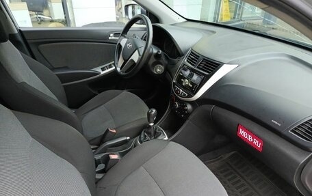 Hyundai Solaris II рестайлинг, 2011 год, 598 900 рублей, 13 фотография