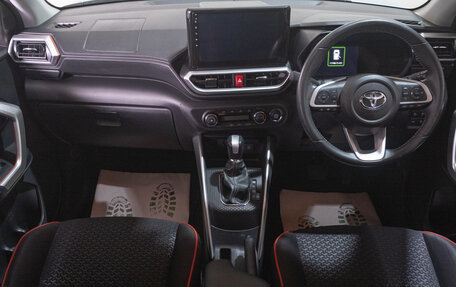 Toyota Raize I, 2020 год, 1 999 000 рублей, 10 фотография