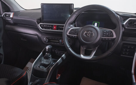 Toyota Raize I, 2020 год, 1 999 000 рублей, 9 фотография