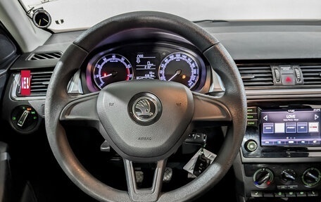 Skoda Rapid I, 2019 год, 900 000 рублей, 20 фотография