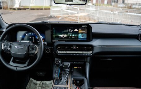 Toyota Land Cruiser Prado, 2025 год, 9 700 000 рублей, 11 фотография