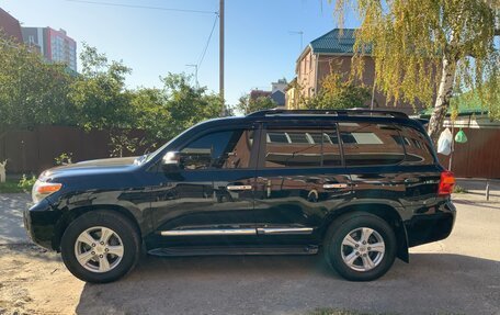 Toyota Land Cruiser 200, 2013 год, 4 050 000 рублей, 7 фотография