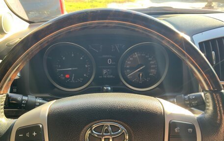 Toyota Land Cruiser 200, 2013 год, 4 050 000 рублей, 16 фотография