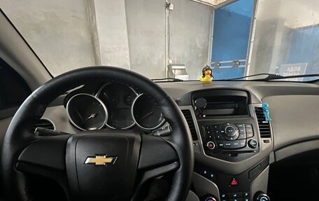 Chevrolet Cruze II, 2011 год, 480 000 рублей, 6 фотография