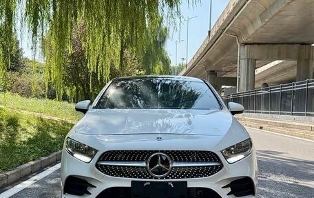 Mercedes-Benz A-Класс, 2022 год, 2 080 000 рублей, 2 фотография