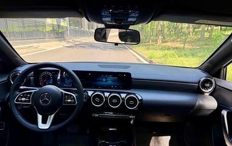 Mercedes-Benz A-Класс, 2022 год, 2 080 000 рублей, 7 фотография