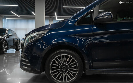 Mercedes-Benz V-Класс, 2019 год, 4 650 000 рублей, 32 фотография