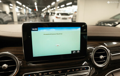 Mercedes-Benz V-Класс, 2019 год, 4 650 000 рублей, 30 фотография