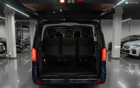 Mercedes-Benz V-Класс, 2019 год, 4 650 000 рублей, 31 фотография