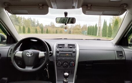 Toyota Corolla, 2012 год, 820 000 рублей, 11 фотография