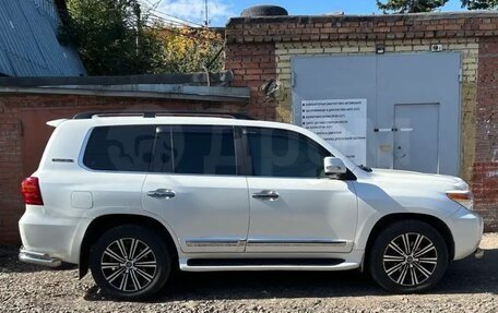 Toyota Land Cruiser 200, 2013 год, 4 850 000 рублей, 1 фотография