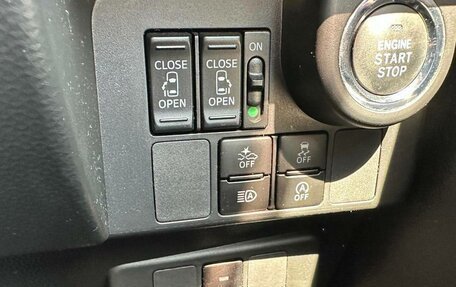 Toyota Roomy I, 2020 год, 1 400 000 рублей, 15 фотография