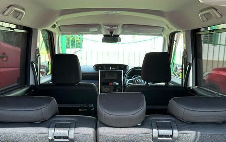 Toyota Roomy I, 2020 год, 1 400 000 рублей, 23 фотография