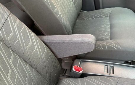 Toyota Roomy I, 2020 год, 1 400 000 рублей, 22 фотография