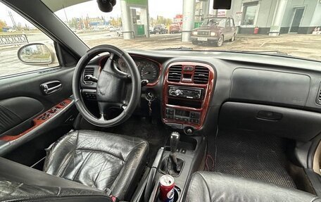 Hyundai Sonata IV рестайлинг, 2005 год, 400 000 рублей, 5 фотография