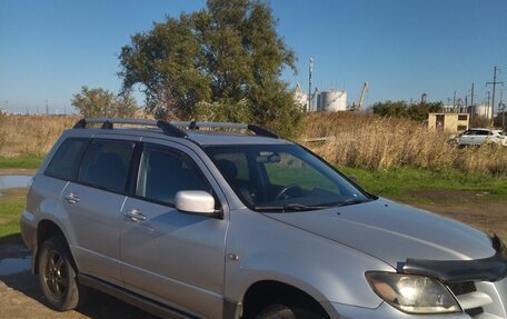 Mitsubishi Outlander III рестайлинг 3, 2003 год, 550 000 рублей, 1 фотография