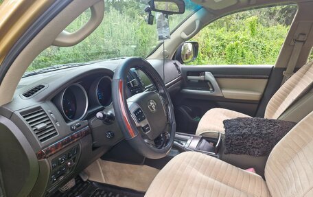 Toyota Land Cruiser 200, 2008 год, 2 650 000 рублей, 9 фотография