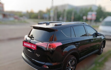 Toyota RAV4, 2018 год, 2 900 000 рублей, 3 фотография