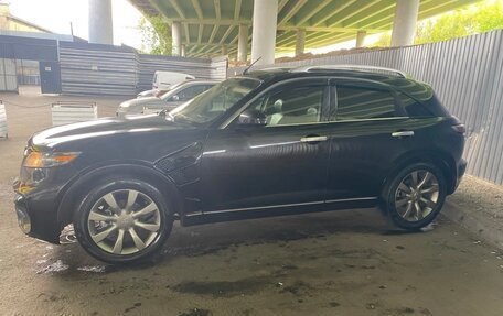 Infiniti FX I, 2005 год, 690 000 рублей, 5 фотография