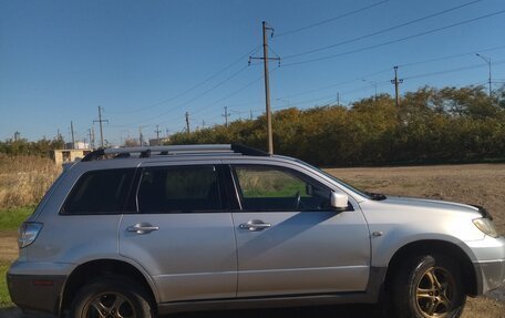 Mitsubishi Outlander III рестайлинг 3, 2003 год, 550 000 рублей, 4 фотография