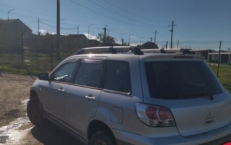 Mitsubishi Outlander III рестайлинг 3, 2003 год, 550 000 рублей, 6 фотография