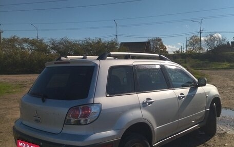 Mitsubishi Outlander III рестайлинг 3, 2003 год, 550 000 рублей, 5 фотография