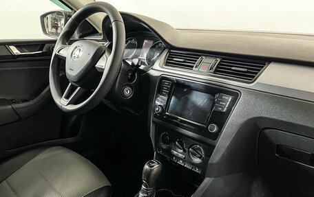 Skoda Rapid I, 2019 год, 997 000 рублей, 9 фотография
